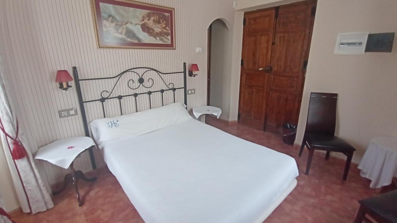 Hotel Vitorio Cudillero Zimmer foto